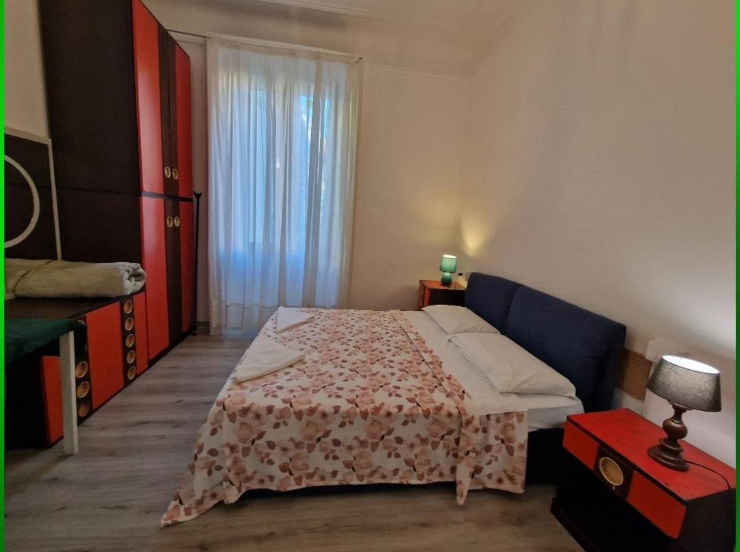 Room In The City Center - Stanza In Centro Citta Milano Eksteriør bilde